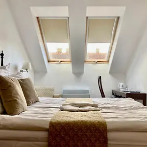 Penzion Opera16 Guestrooms